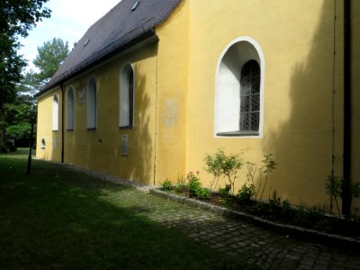 UnterhachingAußenseiteSt.Korbinian 01