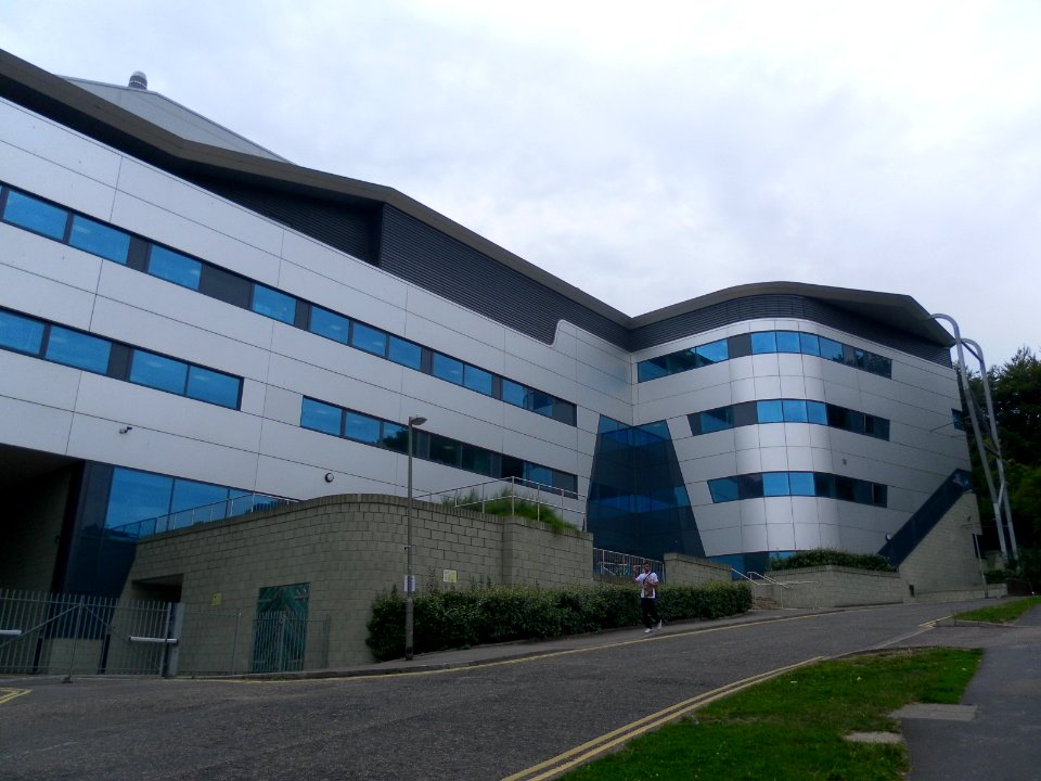 University of Brighton (Huxley Building), Queensdown School Road, Moulsecoomb (August 2013) (1)
