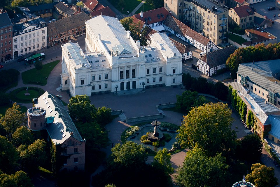 Universitetshuset–flygbild 06 september 2014
