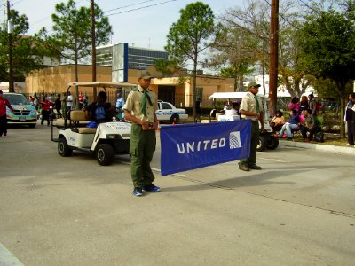 UnitedAirlines2013MLKdayparadeMidtownHouston