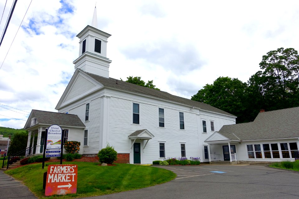 United Church of Bernardston - Bernardston, Massachusetts - DSC06500