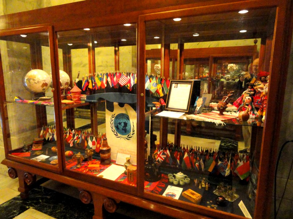 United Nations display - Kentucky State Capitol - DSC09215