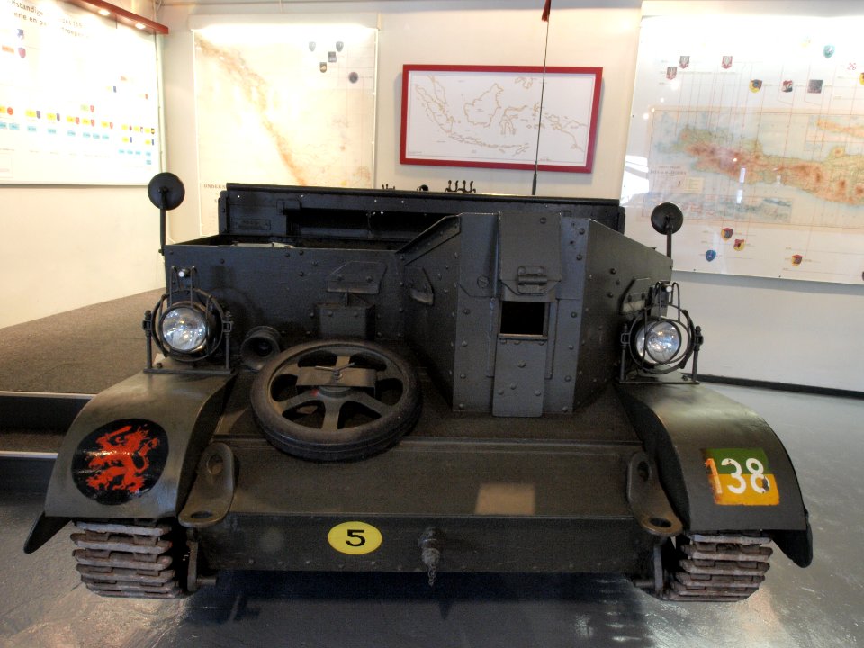 Universal Carrier Mk II pic-2