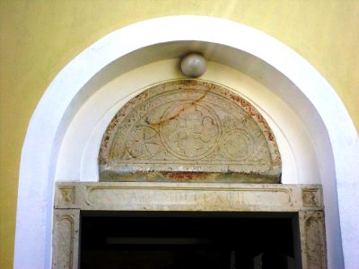 Unterdolling, romanisches Tympanon