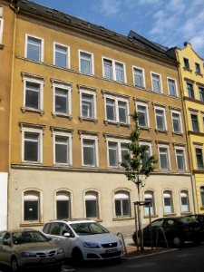 Untere Aktienstraße 8