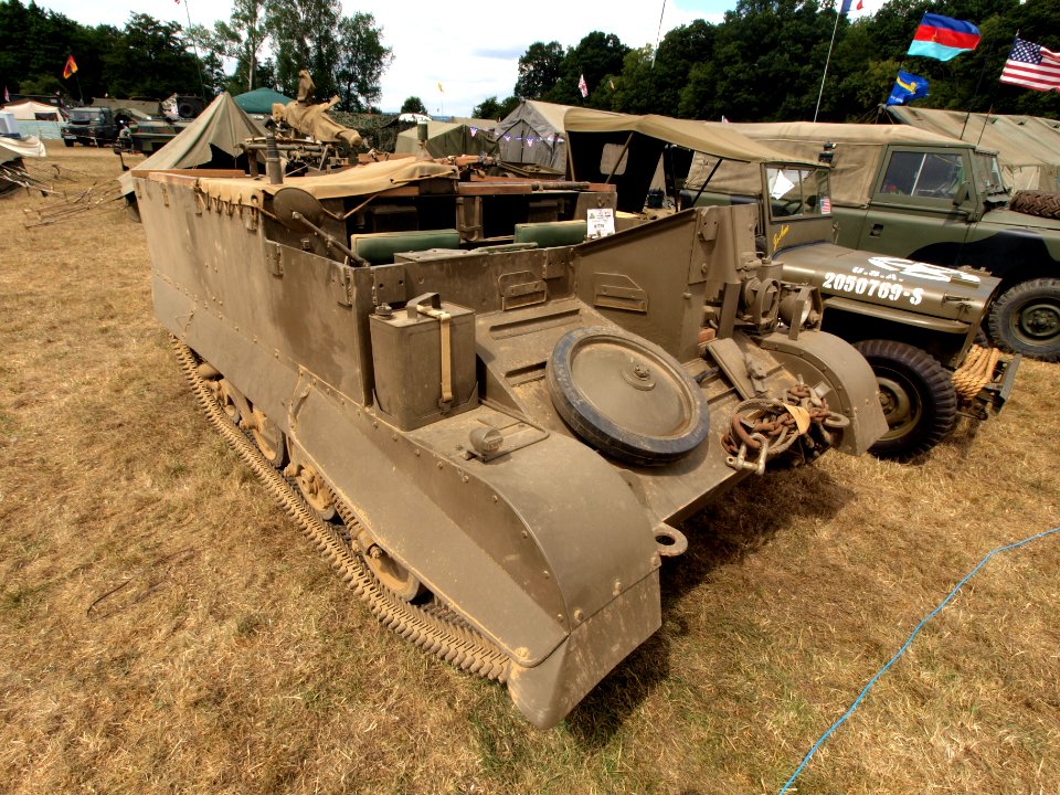 Universal carrier at W&P show pic1