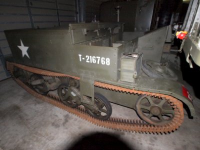 Universal Carrier T-216768 at Maaldrift