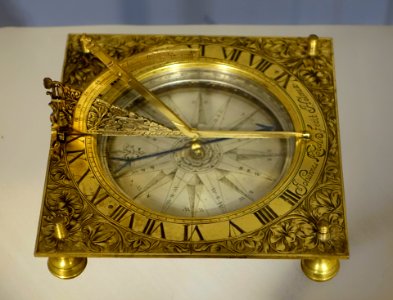 Universal horizontal sundial, by Johannes Kooch, Stockholm, c. 1650-1679 - Putnam Gallery - Harvard University - DSC07916