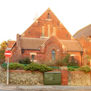 Upperton with St Andrew's United Reformed Church, Upperton Road, Eastbourne (February 2019) (Church Hall) (2)
