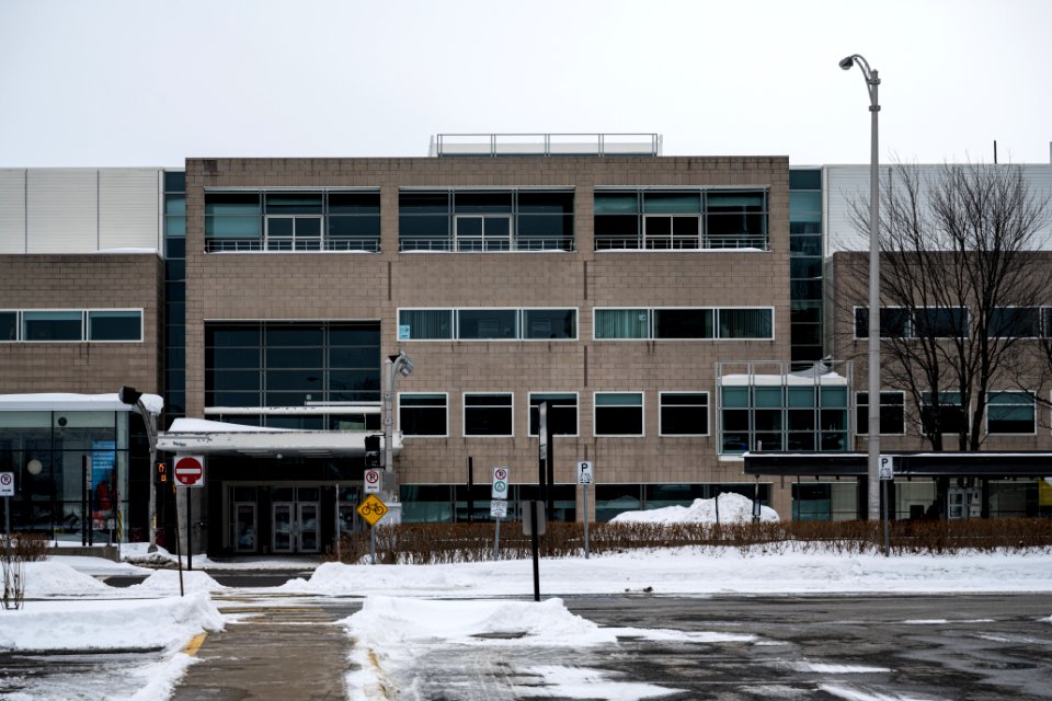 Université Laval, Quebec, Canada 03
