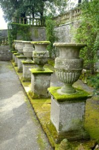 Urns - Villa Lante, Bagnaia, Italy -DSC01864