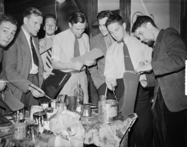 USC Maskeradespel voorbereiding, Bestanddeelnr 904-5552