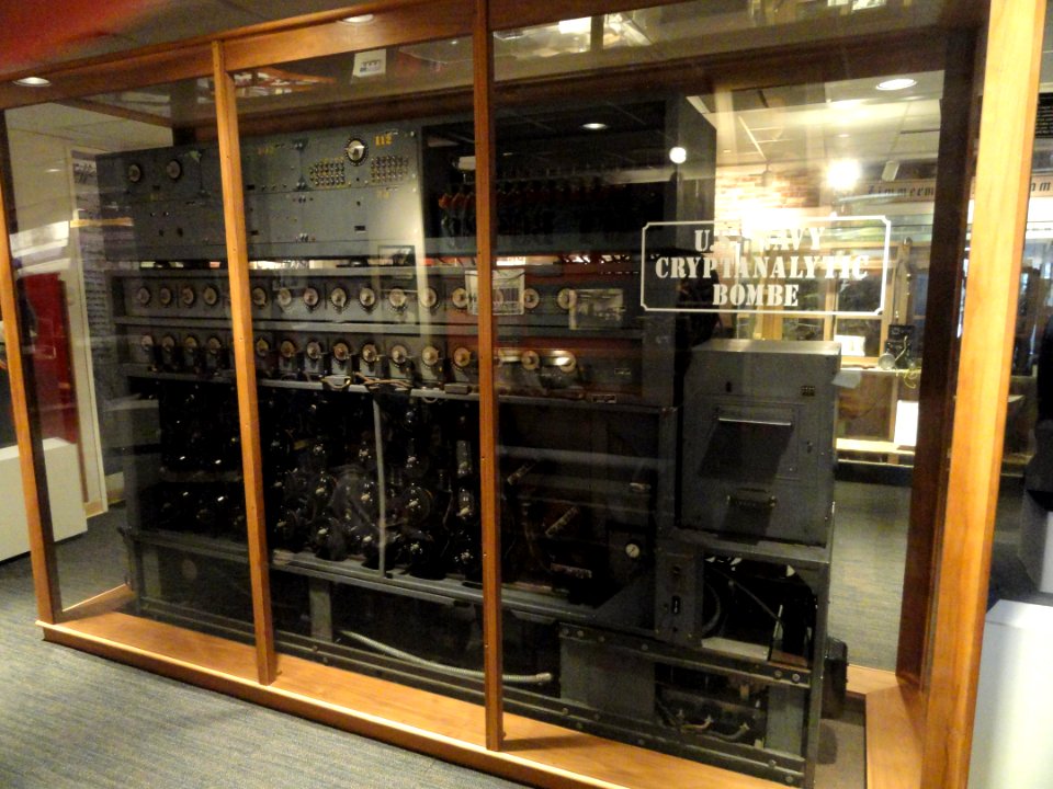 US Navy Cryptanalytic Bombe - National Cryptologic Museum - DSC07793