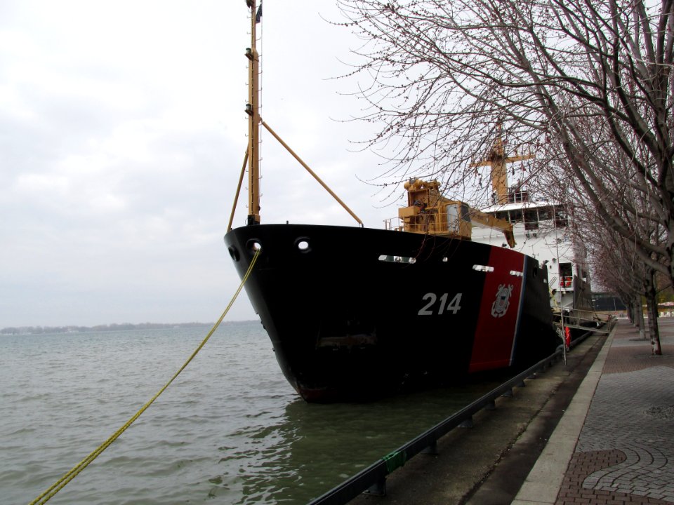 USCGC Hollyhock Toronto 07
