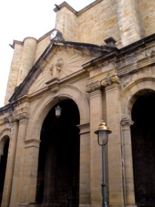 Usúrbil - Iglesia de San Salvador 01