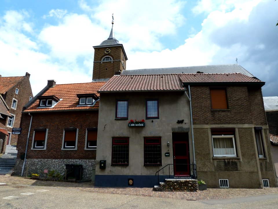 Urmond-Urmonder Maasstraat 4
