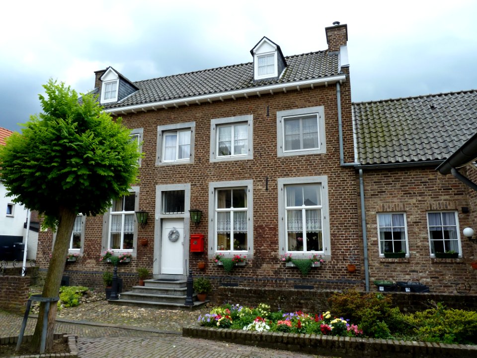 Urmond-Urmonder Maasstraat 3