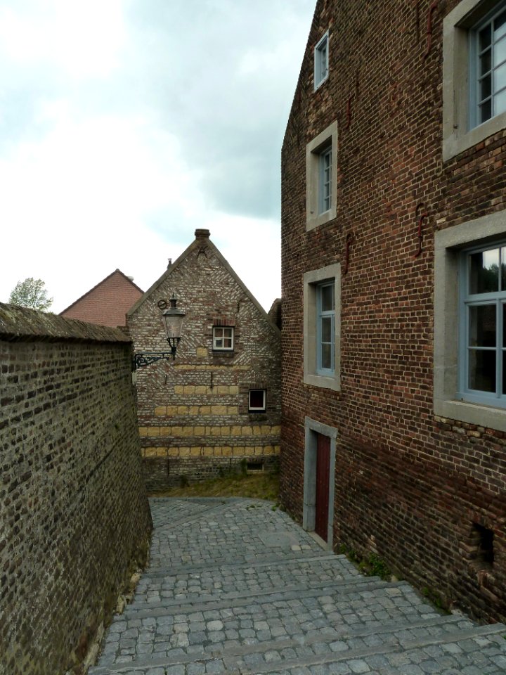 Urmond-Trappenstraatje naar Grotestraat (2)