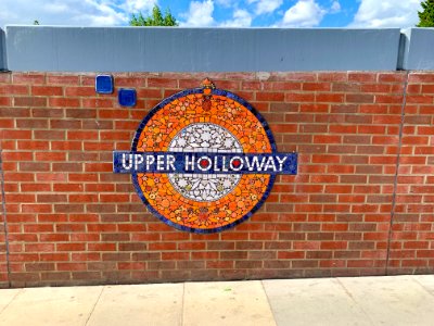 Upper Holloway mosaic roundel photo