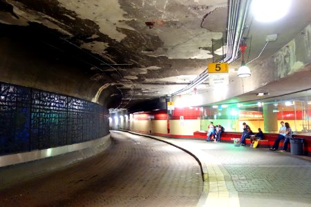 Upper level of Harvard Bus Tunnel, May 2014