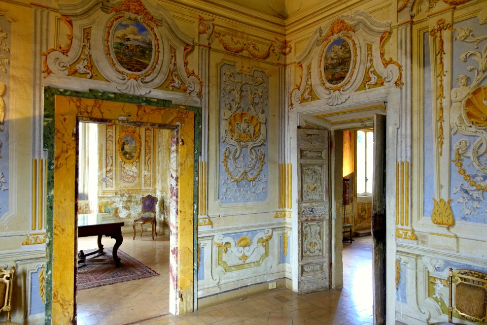 Upper floor room - Villa Grazioli - Grottaferrata, Italy - DSC03563