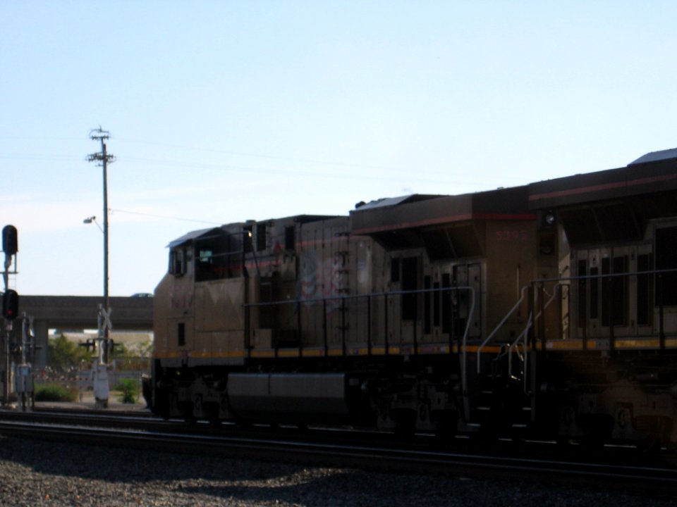 UP 5395 in Stockton 2330 02