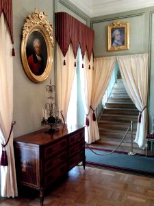 Upper Vestibule of the Tin-Roofed Palace 02