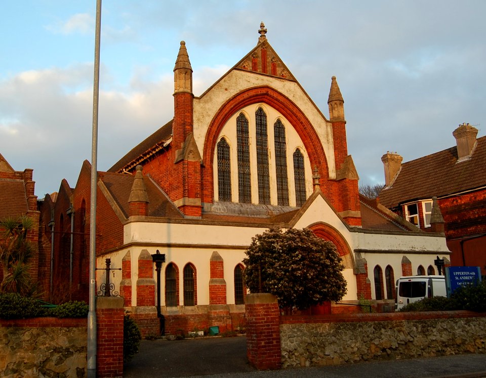 Upperton with St Andrew's United Reformed Church, Upperton Road, Eastbourne (February 2019) (2)