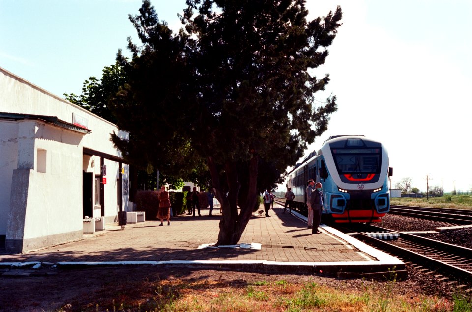 UPPK RA3 Dzankoi-Kerxh train Petrovo station 2021-05