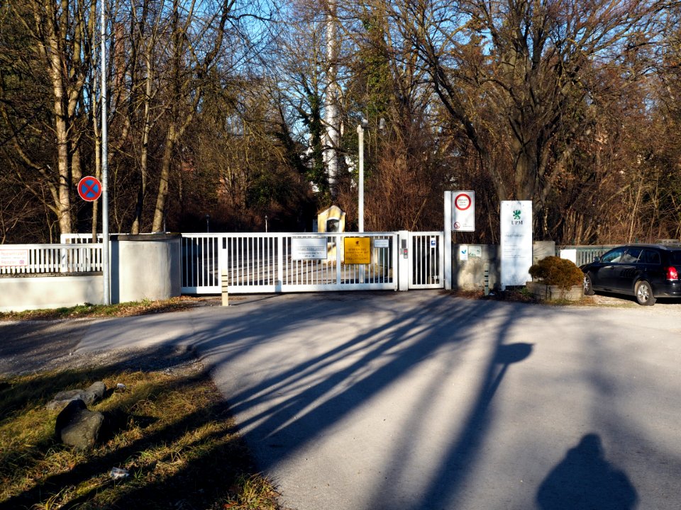 UPM Ettringen, Tor 1