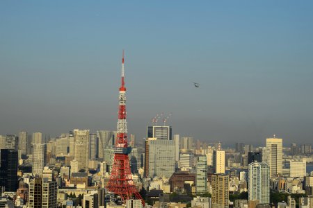 US Air Force helicopter above Tokyo during Trump's visit, Tokyo Tower visible