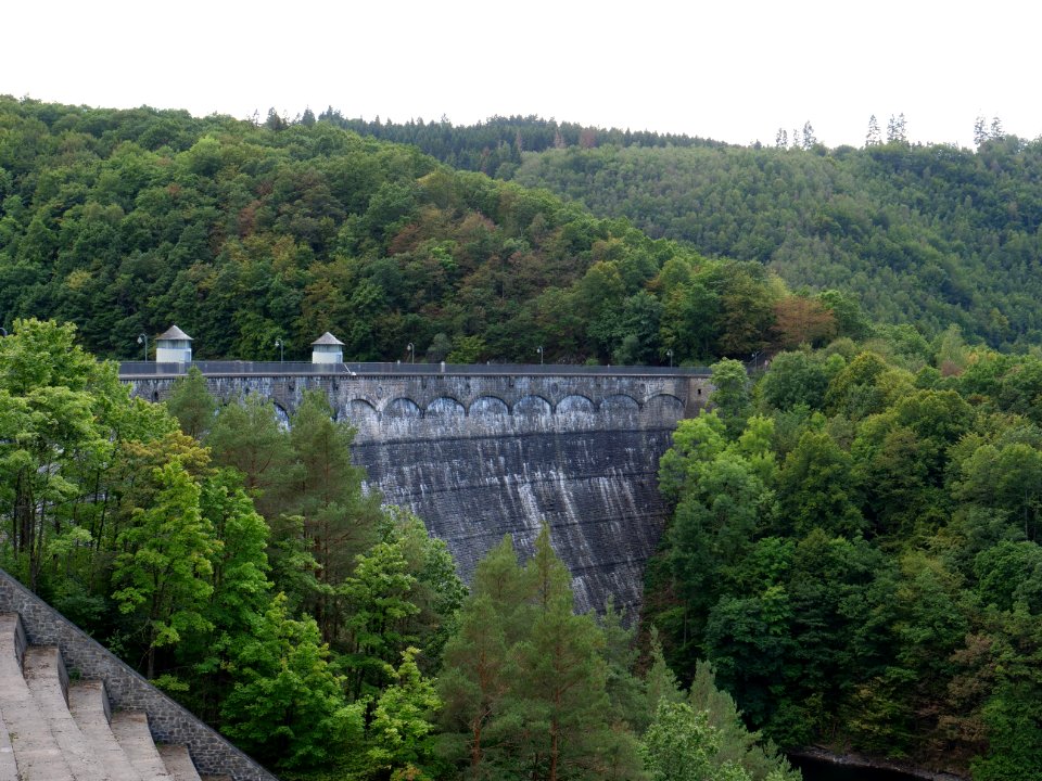 Urftstaumauer 02