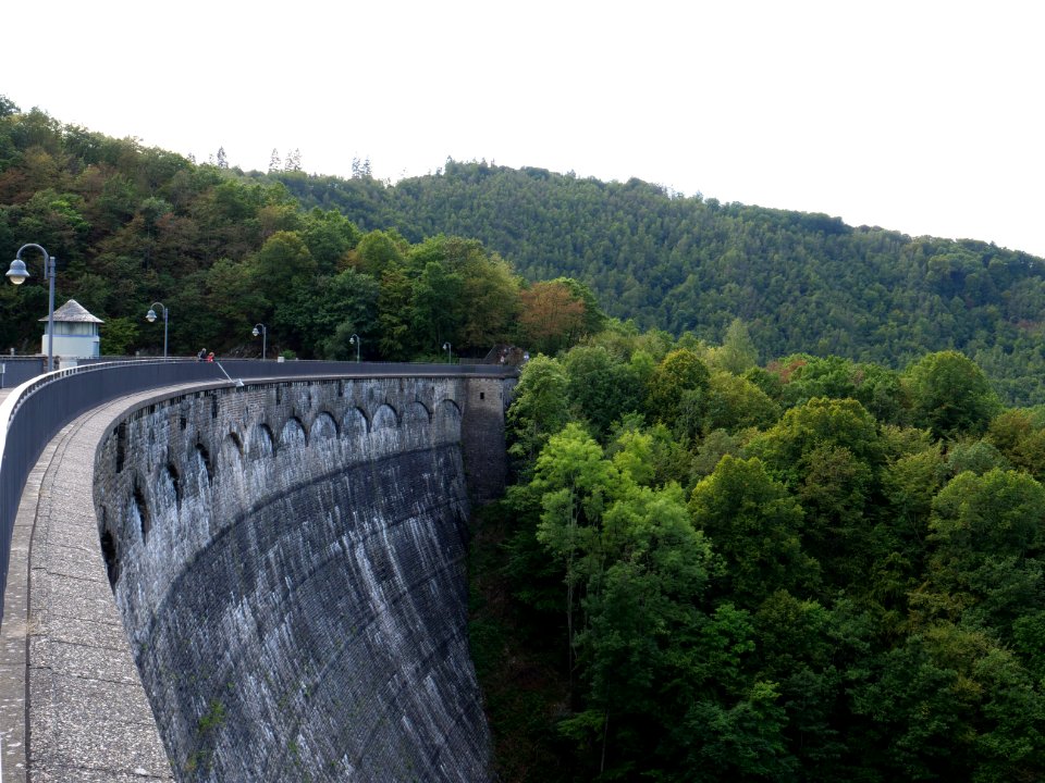 Urftstaumauer 09