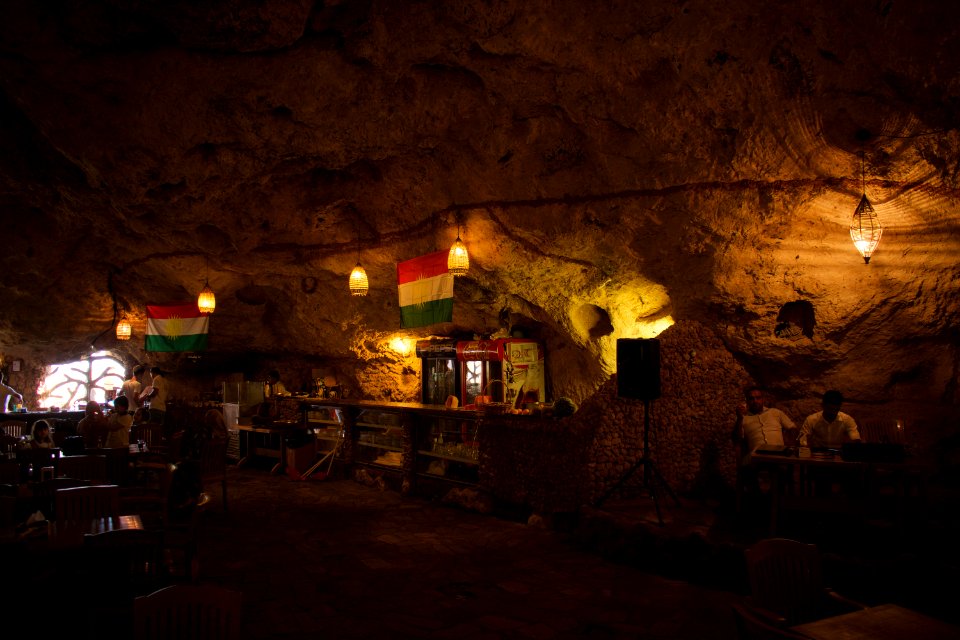 Views around the cafe at Inishke Cave near Sirsing in Duhok Governorate 02