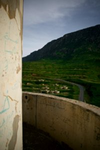 Views around the abandoned mosque behind Bekhma Dam 08