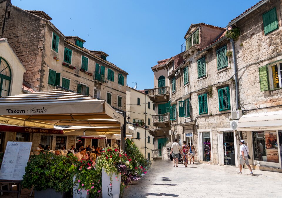 Blue tourism restaurants