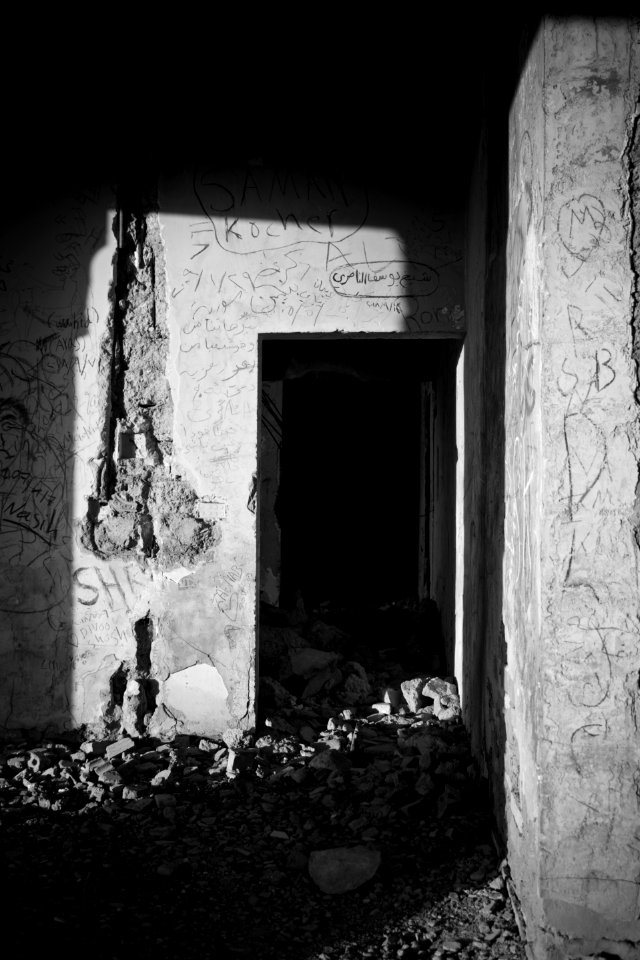 Views and details of Saddam Hussein's destroyed and vandalized villa near Sirsing 29