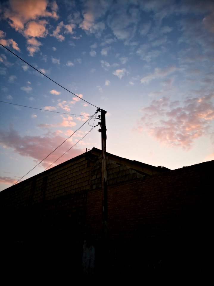 Views around the Iskan neighborhood of Erbil at sunset 02