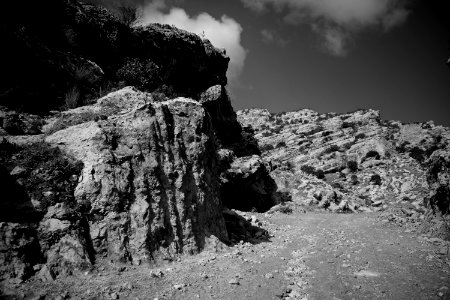Views around the hiking trail at Mala Valley in Duhok City 07