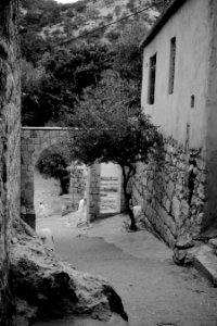 Views and details around Lalish, the holiest pilgrimage site for Ezidis 40