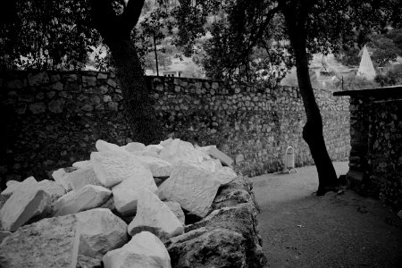 Views and details around Lalish, the holiest pilgrimage site for Ezidis 35