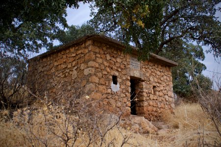 Views and details around Lalish, the holiest pilgrimage site for Ezidis 27