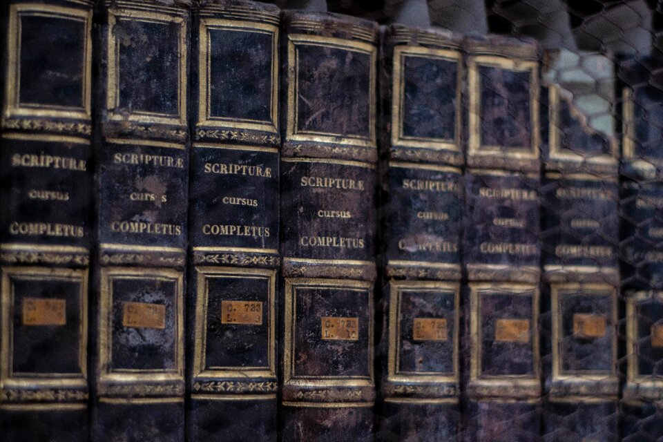 Library old vintage