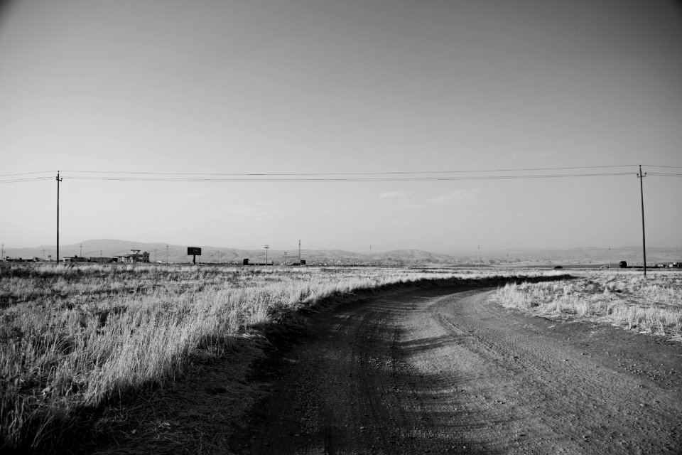 Views around the Ezidi shrine of Nishingaha Peroz (مزار نیشنگه‌ها پیروز) near Shekhan 40