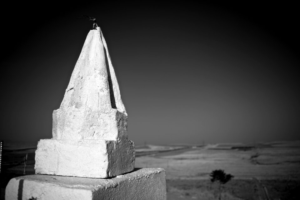 Views around the Ezidi shrine of Nishingaha Peroz (مزار نیشنگه‌ها پیروز) near Shekhan 26