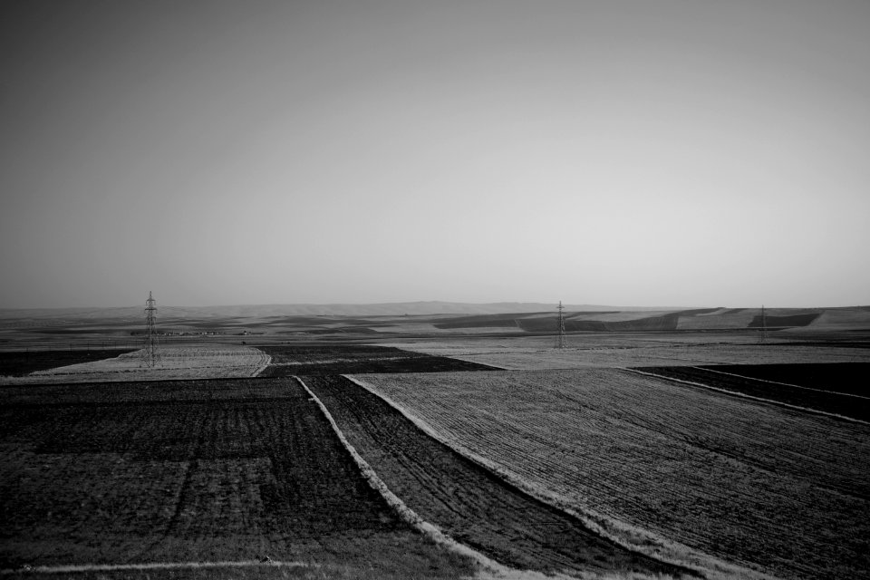 Views around the Ezidi shrine of Nishingaha Peroz (مزار نیشنگه‌ها پیروز) near Shekhan 36