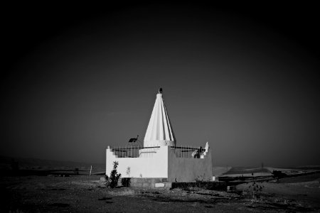 Views around the Ezidi shrine of Nishingaha Peroz (مزار نیشنگه‌ها پیروز) near Shekhan 32