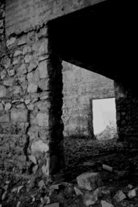 Views and details of Saddam Hussein's destroyed and vandalized villa near Sirsing 04