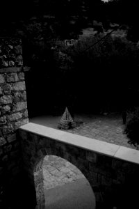 Views and details around Lalish 12
