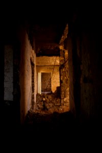 Views and details of Saddam Hussein's destroyed and vandalized villa near Sirsing 15